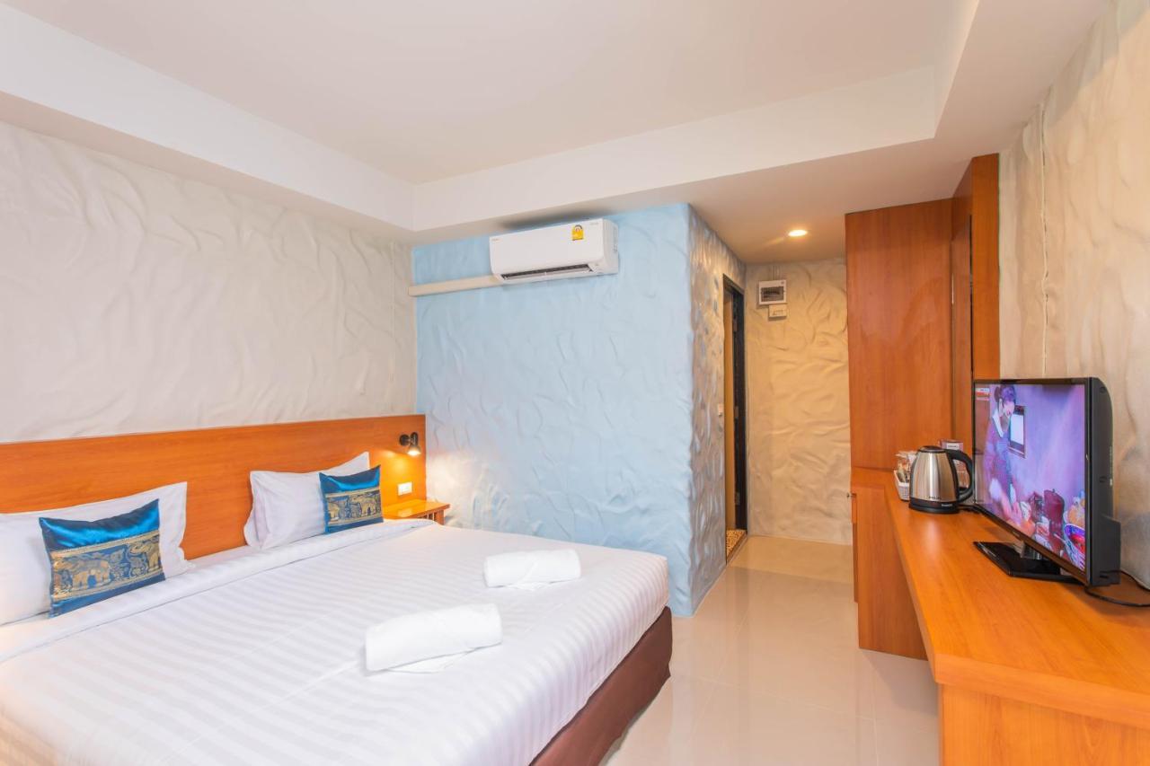 Lightplus Khao Lak Exterior photo