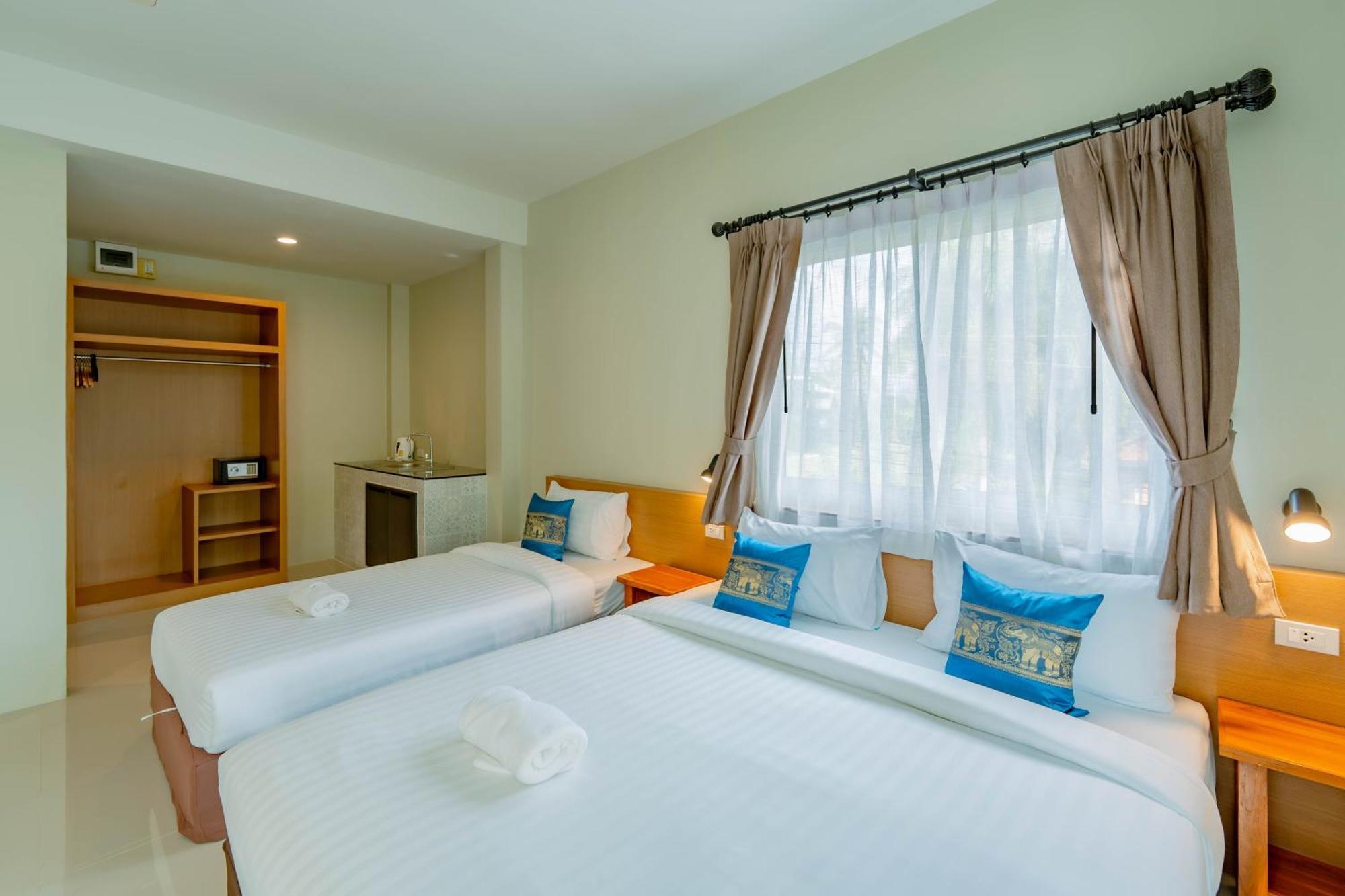 Lightplus Khao Lak Exterior photo